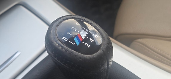 BMW 320 14 of 23