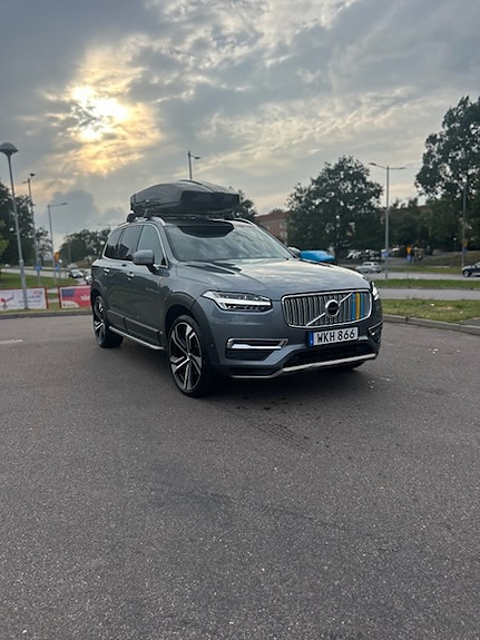 Volvo XC90 6 of 8