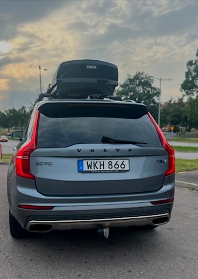 Volvo XC90 7 of 8