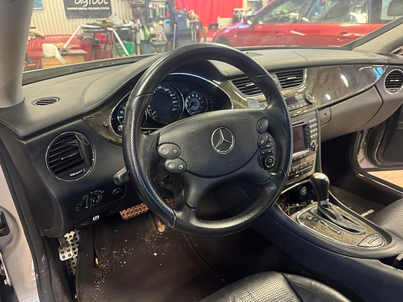 Mercedes-Benz CLS63 9 of 10