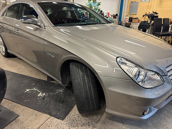 Mercedes-Benz CLS63 20 of 22