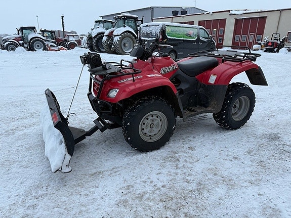 Suzuki Cycles lt-a400fs 0.4 4x4 inkl snöblad