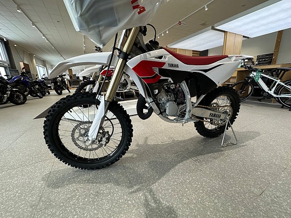 Yamaha YZ 125 4 of 4