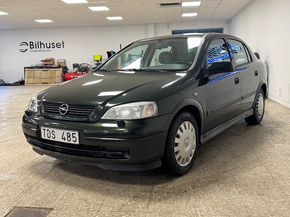 Opel Astra 4 of 5