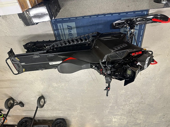 Arctic Cat Riot 600 146” ES 104mil 6 of 6