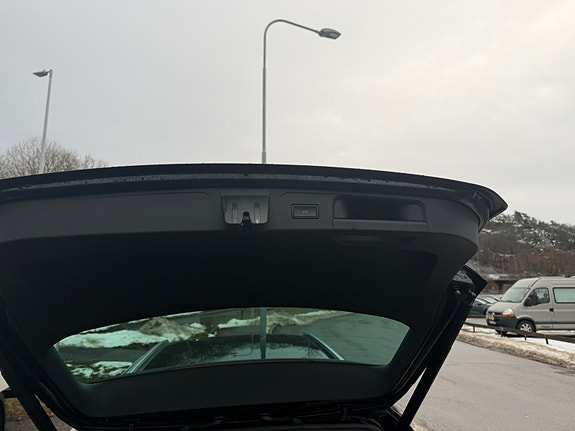 Volkswagen Passat 11 of 11