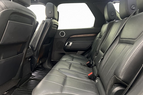 Land Rover Discovery 11 of 30