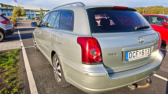 Toyota Avensis 6 of 11