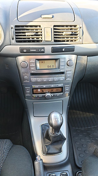 Toyota Avensis 7 of 11