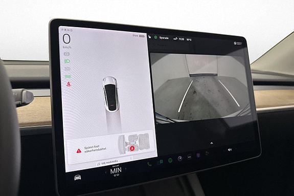 Tesla Model Y 20 of 30