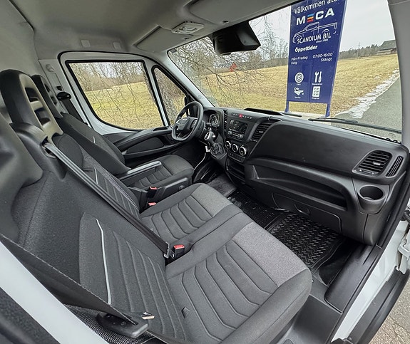 Iveco 35-140 11 of 17