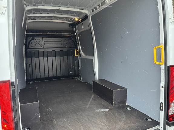 Iveco 35-140 14 of 17
