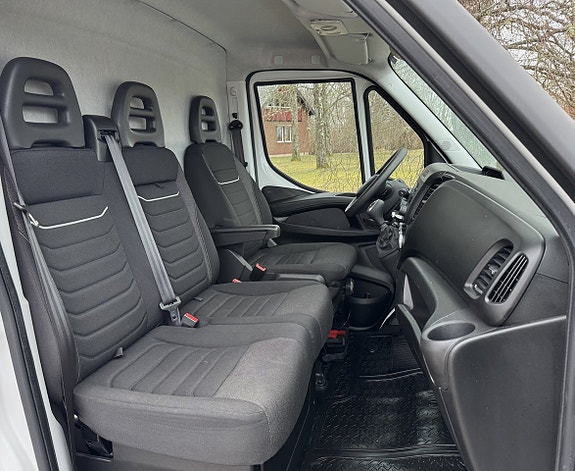Iveco 35-140 8 of 17