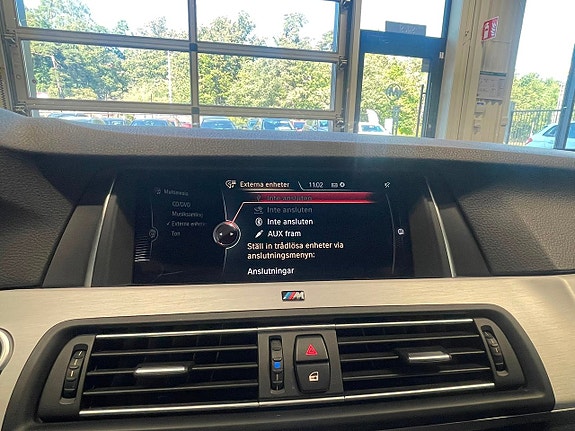 BMW 520d 24 of 27