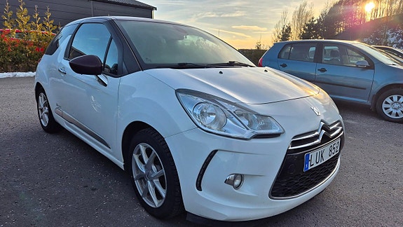 Citroen DS3 2 of 5