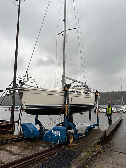 Hanse 371 3 of 8