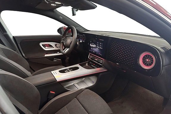 Mercedes-Benz CLA250+ 10 of 16