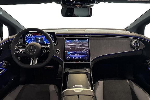 Mercedes-Benz EQE350 8 of 16