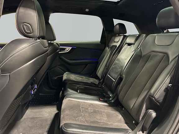 Audi Q7 11 of 23