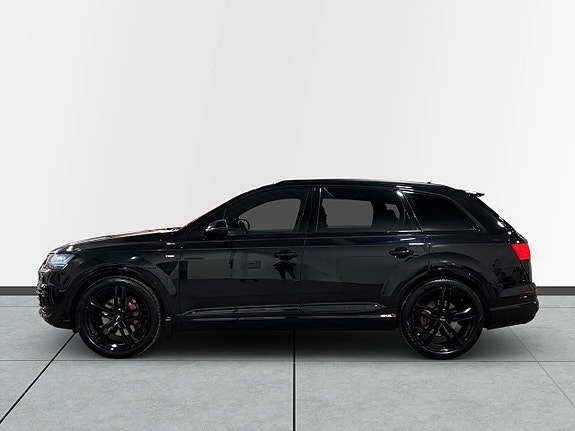 Audi Q7 3 of 23