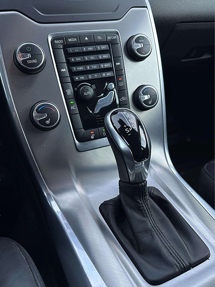 Volvo V70 20 of 30