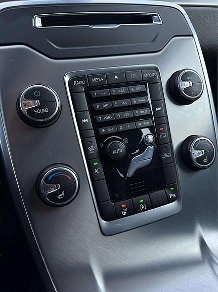 Volvo V70 19 of 30