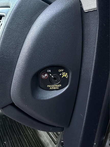 Volvo V70 30 of 30