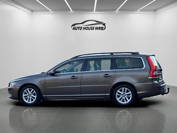 Volvo V70 7 of 30