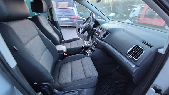 Volkswagen Sharan 13 of 15