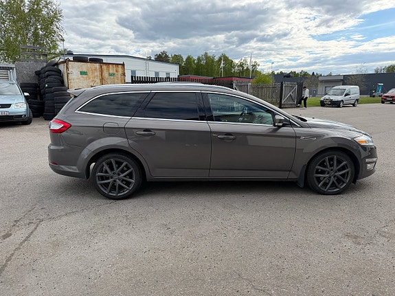 Ford Mondeo 4 of 5