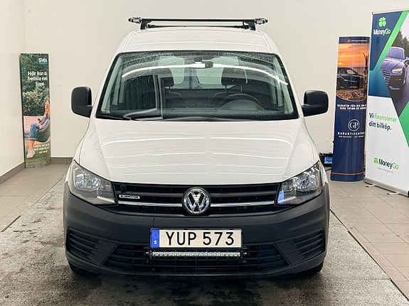 Volkswagen Caddy Maxi 3 of 5