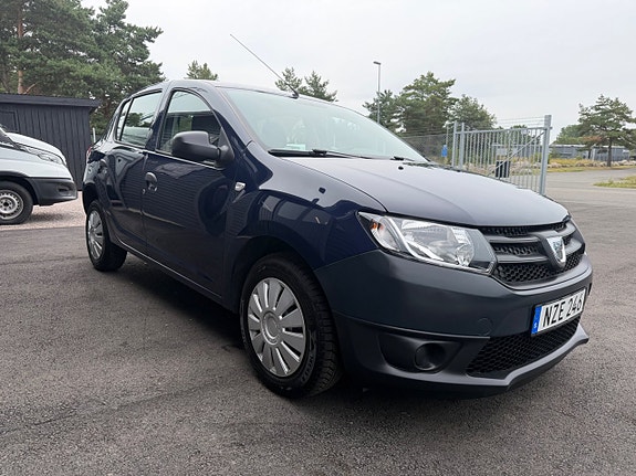 Dacia Sandero 7 of 16