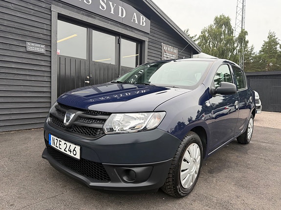 Dacia Sandero 3 of 16