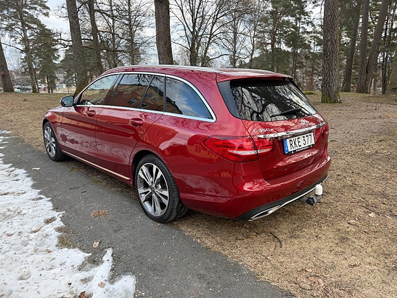 Mercedes-Benz C350 5 of 5