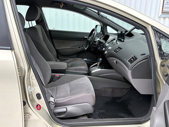 Honda Civic 12 of 16