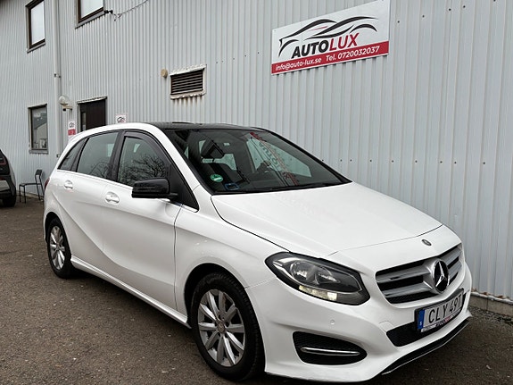 Mercedes-Benz B180 8 of 16