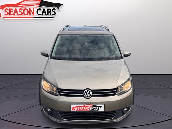 Volkswagen Touran Cross 6 of 11