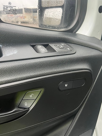 Mercedes-Benz Sprinter 316 14 of 15