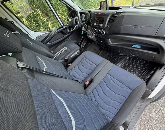 Iveco 70-180 18 of 28