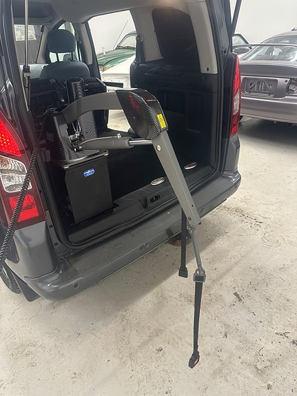 Citroen Berlingo 8 of 17