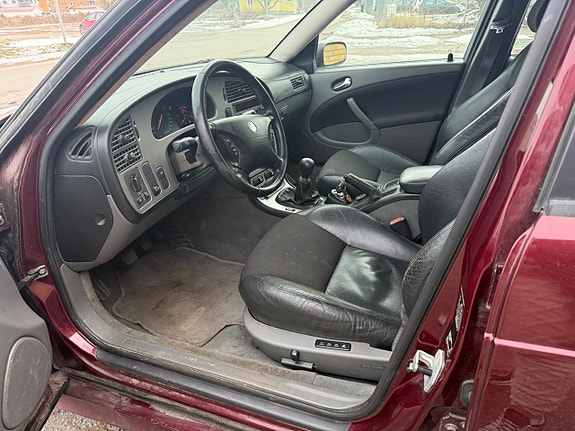 Saab 9-5 8 of 10