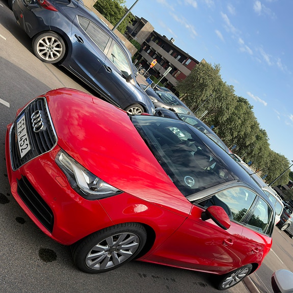 Audi A1 4 of 5