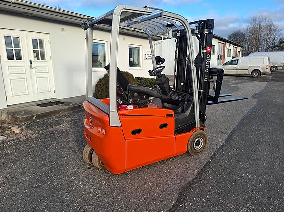 BT Cargo Triplex 4,7m 3 of 11