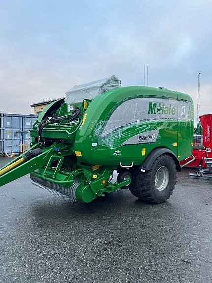 McHale Fusion 4 Plus