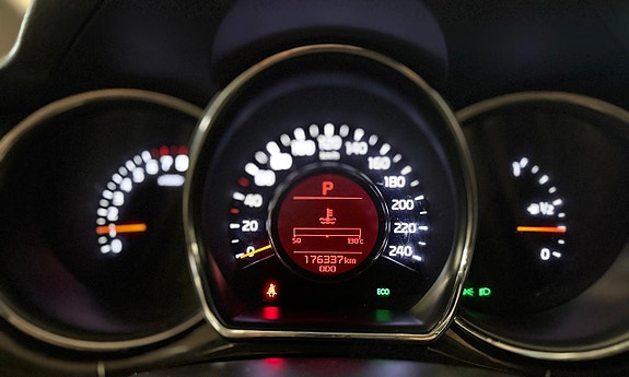 Kia Ceed 15 of 15