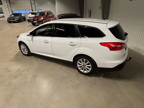 Ford Focus 5 of 11