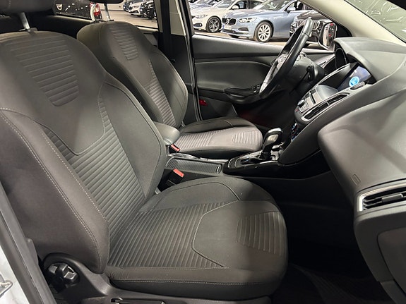 Ford Focus 7 of 11