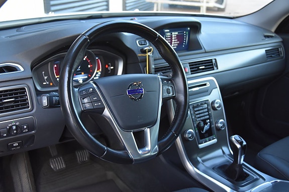 Volvo XC70 10 of 10