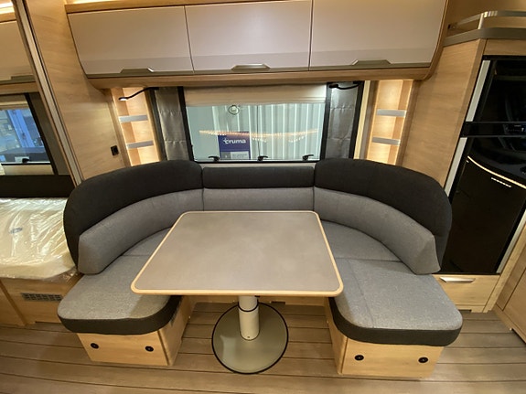 Knaus SÜDWIND BLACK SELECTION 650 PEB 6 of 16