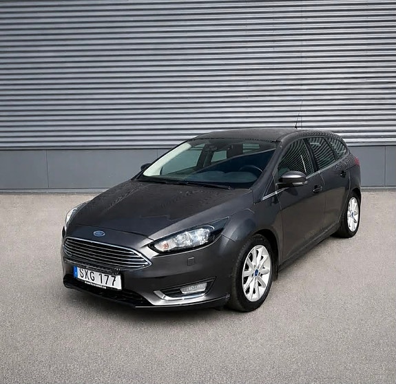 Ford Focus 2 of 5